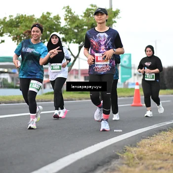 Runner Photo 4943865