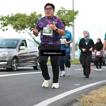Runner Photo 4943891