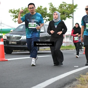 Runner Photo 4943902