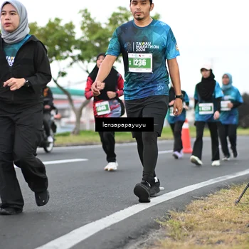 Runner Photo 4943913