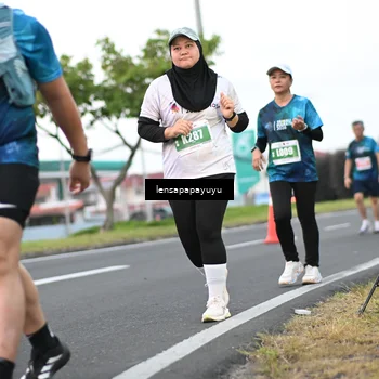 Runner Photo 4944231