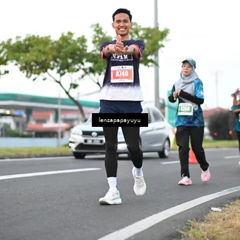 Runner Photo 4944317