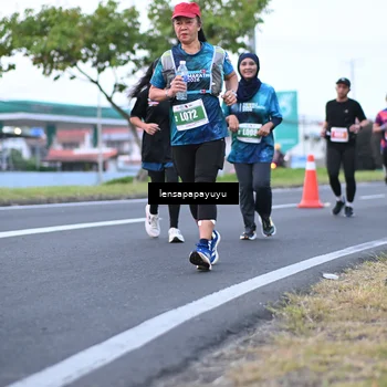 Runner Photo 4944335