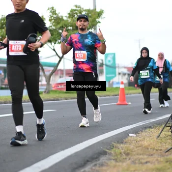 Runner Photo 4944373