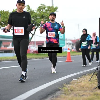 Runner Photo 4944374
