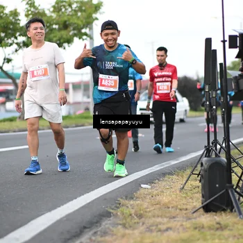 Runner Photo 4944497