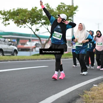 Runner Photo 4944534