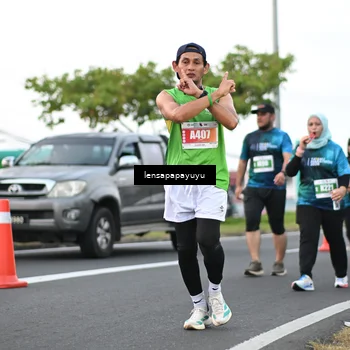 Runner Photo 4944637