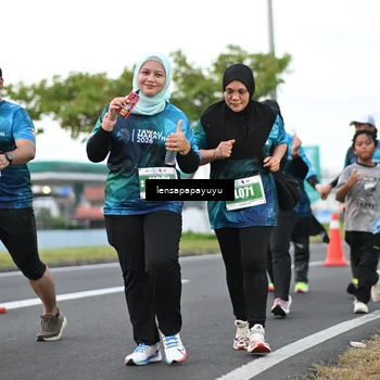 Runner Photo 4944656