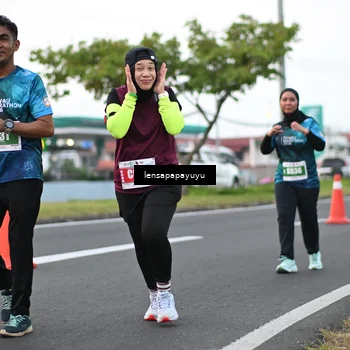 Runner Photo 4944916