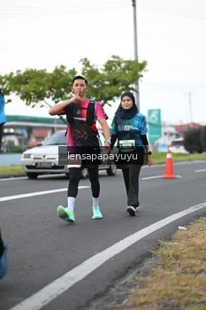 Runner Photo 4944945