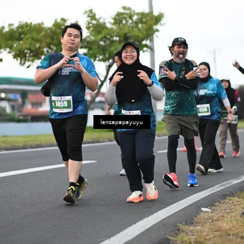 Runner Photo 4944969
