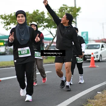 Runner Photo 4945000