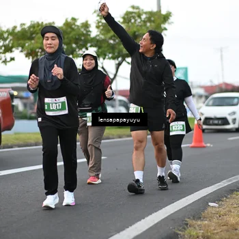Runner Photo 4945004