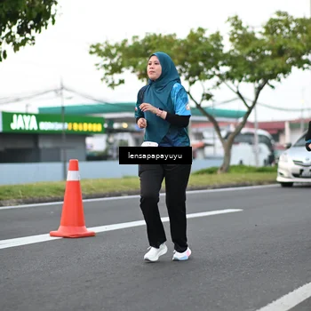 Runner Photo 4945032