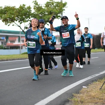 Runner Photo 4945053