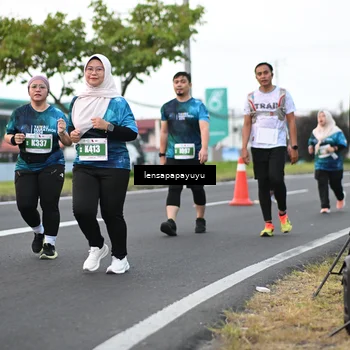 Runner Photo 4945065