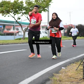 Runner Photo 4945328