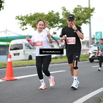 Runner Photo 4945402
