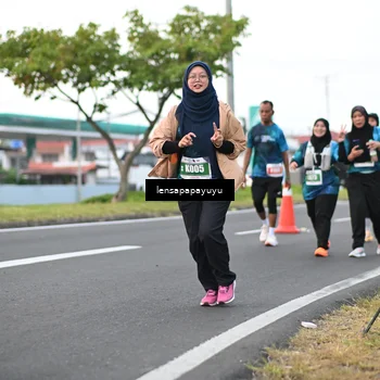 Runner Photo 4945418