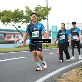 Runner Photo 4945452