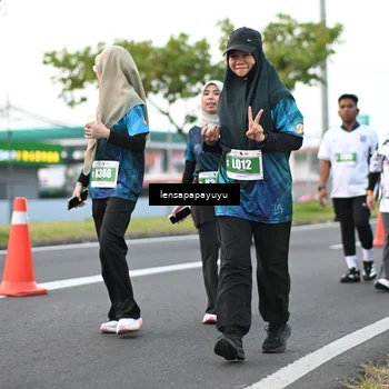 Runner Photo 4945506