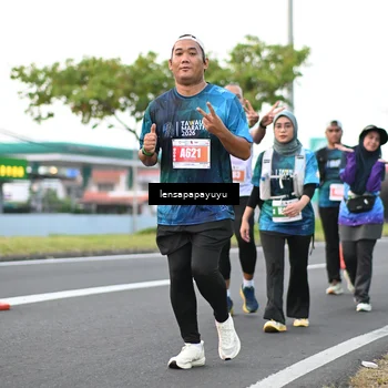 Runner Photo 4945652