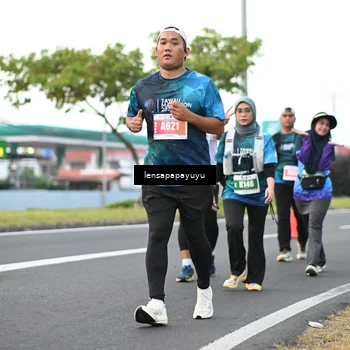 Runner Photo 4945660