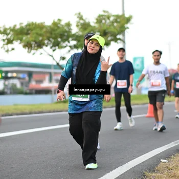 Runner Photo 4945732