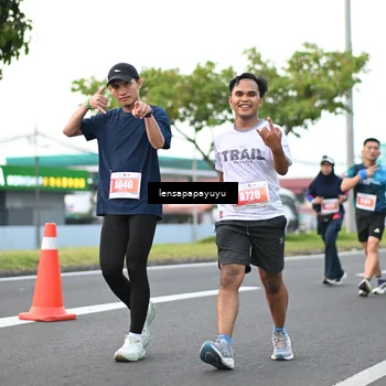 Runner Photo 4945744