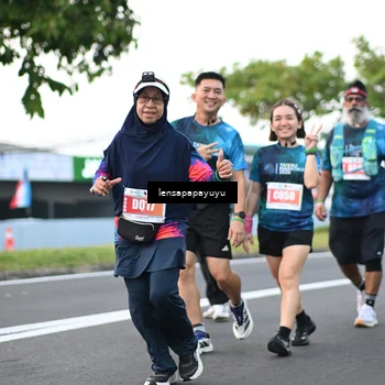 Runner Photo 4945748