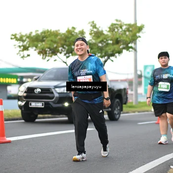 Runner Photo 4945789