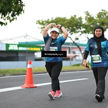 Runner Photo 4945888