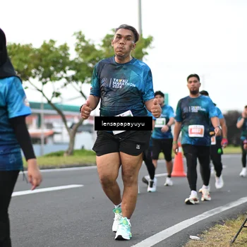 Runner Photo 4945897