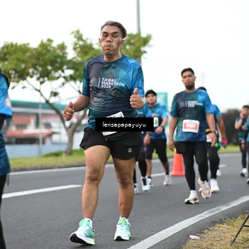 Runner Photo 4945902