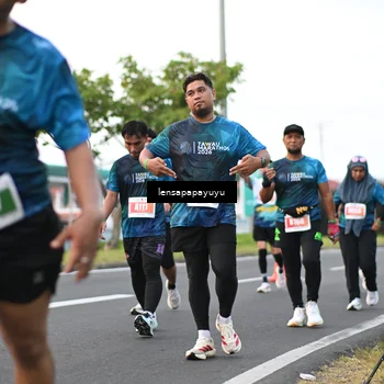 Runner Photo 4945911
