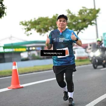 Runner Photo 4945958