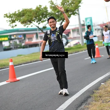 Runner Photo 4945970