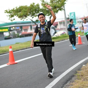 Runner Photo 4945973
