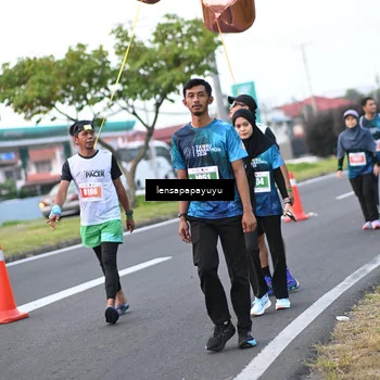 Runner Photo 4945976