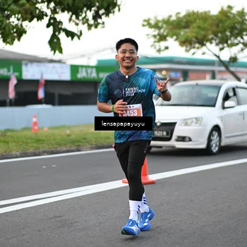 Runner Photo 4946103