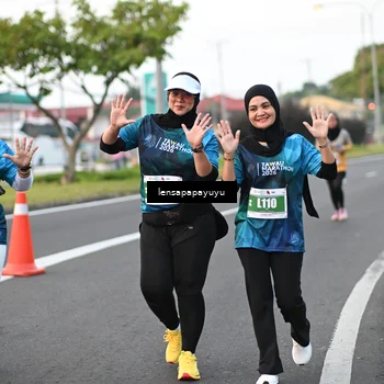 Runner Photo 4946118