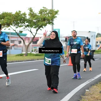 Runner Photo 4946200