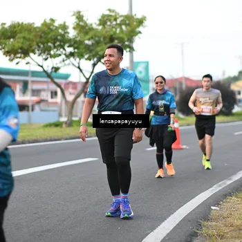 Runner Photo 4946219