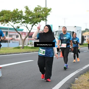 Runner Photo 4946220