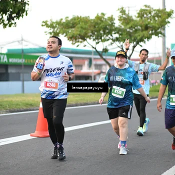Runner Photo 4946305