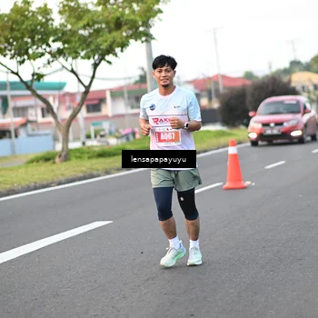 Runner Photo 4946349