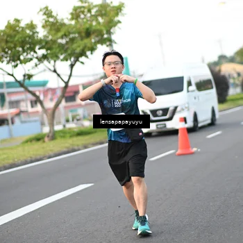 Runner Photo 4946383