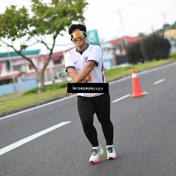 Runner Photo 4946392