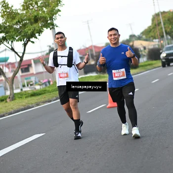 Runner Photo 4946399